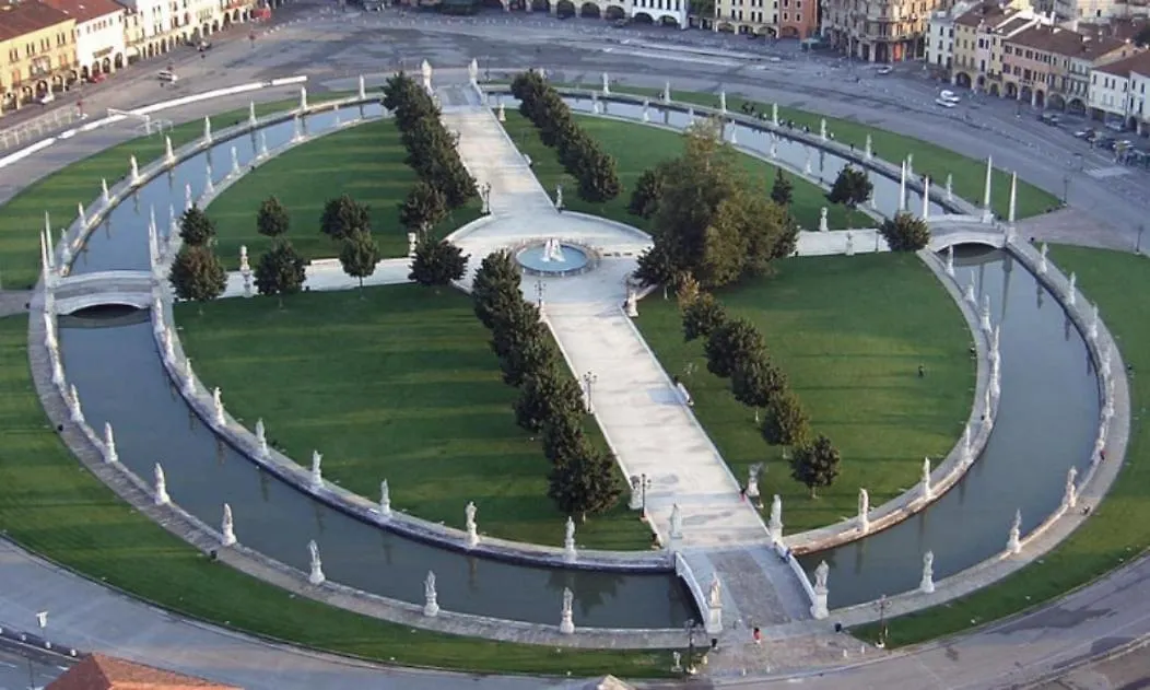 500 Mt Dalla Stazione Con Parcheggio - Moderno E Tranquillo - Bartolino Padua 0*,  Italien